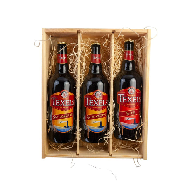 Houten kist met 3 grote flessen bier