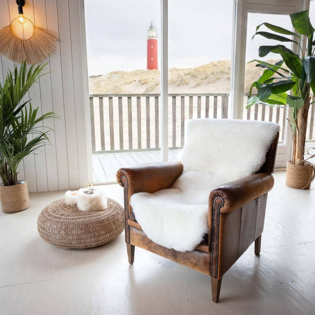 schapenvacht stoel - witte dubbel grote schapenvacht - Texel